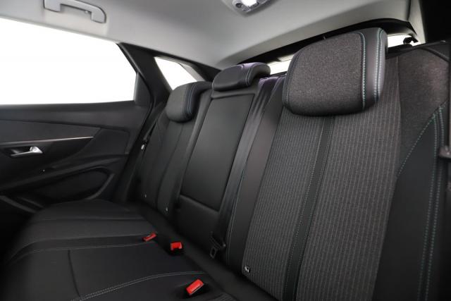Peugeot 3008 image 7