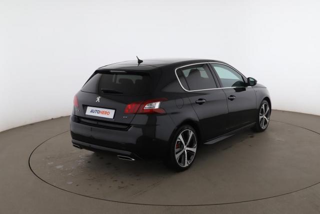 Peugeot 308 image 2