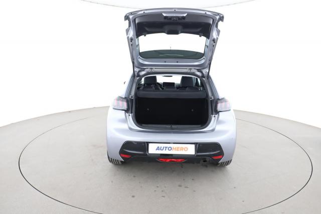 Peugeot 208 image 5