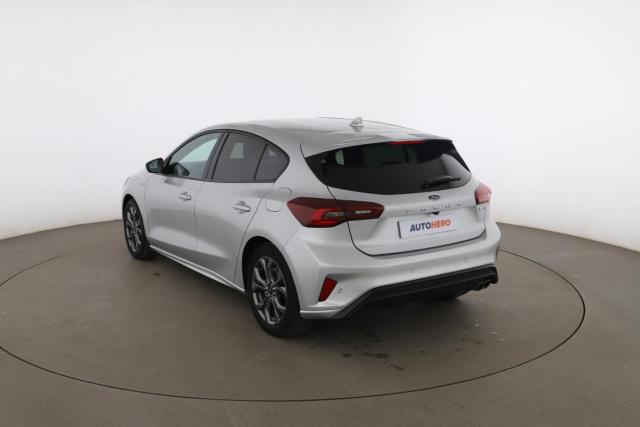 Ford Focus image 5