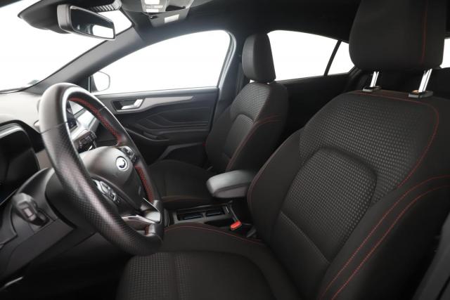 Ford Focus image 2
