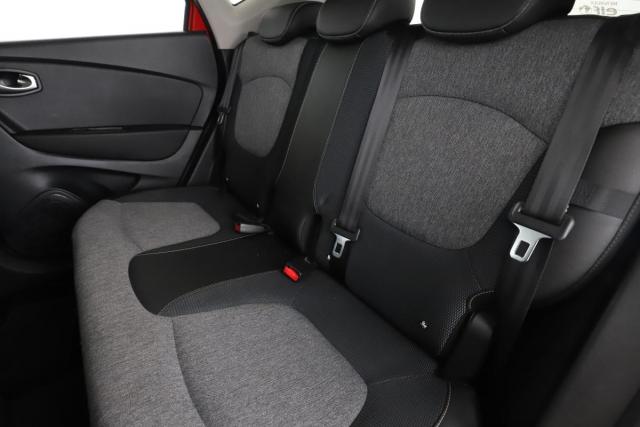 Renault Captur image 2