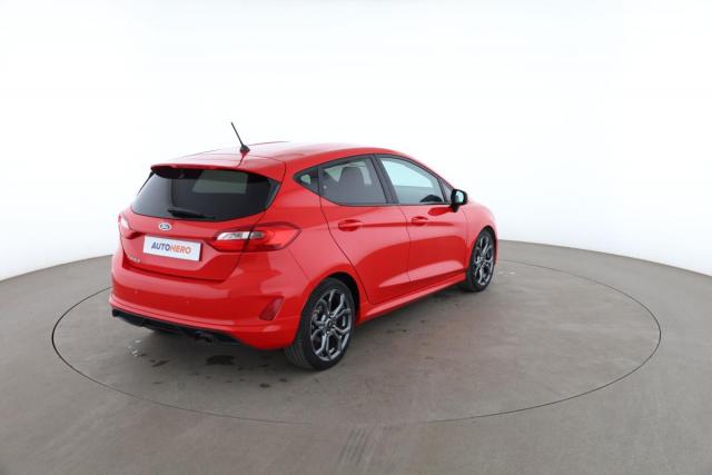 Ford Fiesta image 9