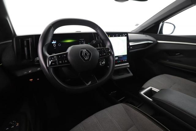 Renault Mégane E-Tech image 9