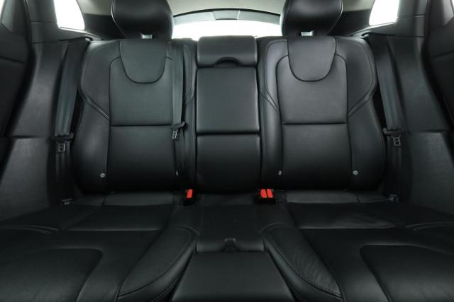 Volvo V40 image 5