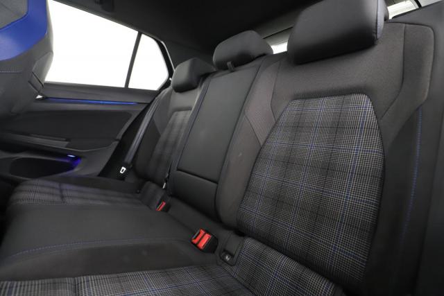 Volkswagen Golf image 5
