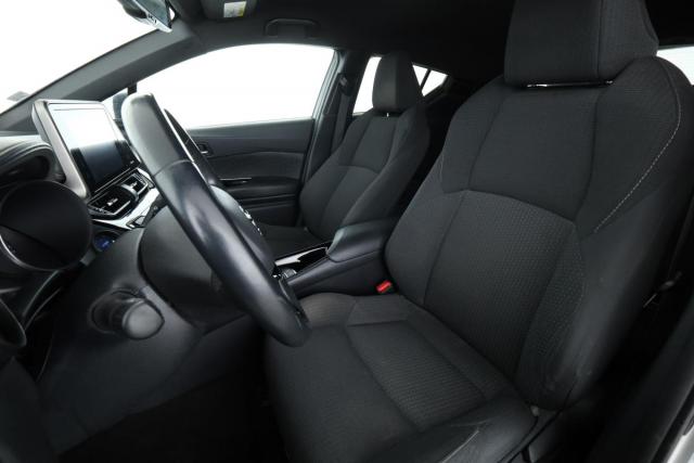 Toyota C-Hr image 2