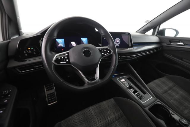 Volkswagen Golf image 8