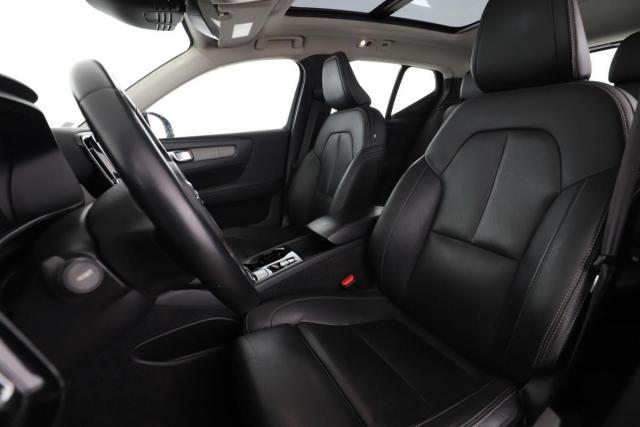 Volvo Xc40 image 6