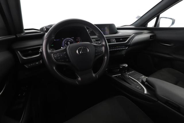 Lexus Ux image 5