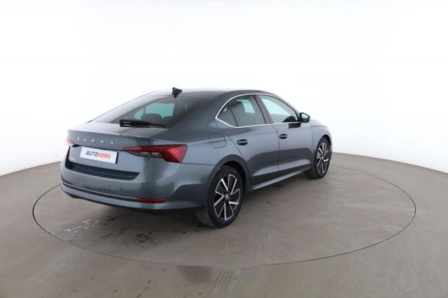 Skoda Octavia image 7