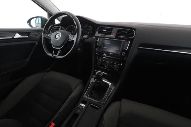Volkswagen Golf image 3