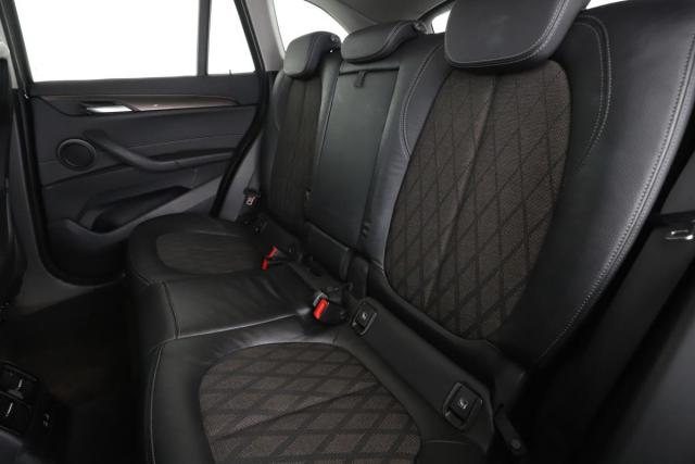 Bmw X1 image 4