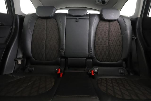 Bmw X1 image 8
