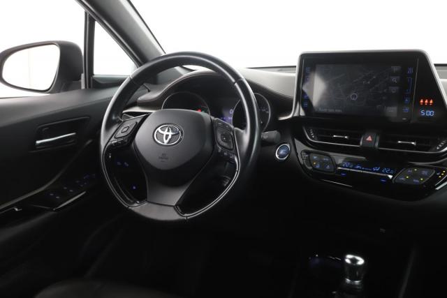 Toyota C-Hr image 3