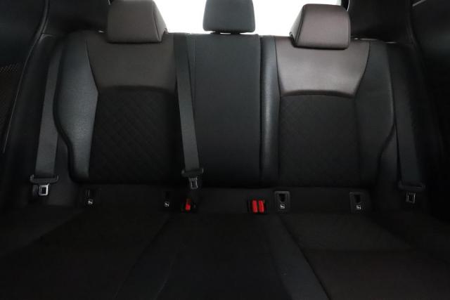 Toyota C-Hr image 1
