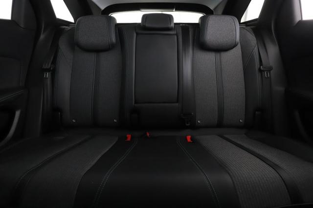 Peugeot 3008 image 7