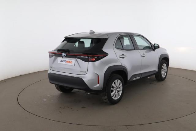 Toyota Yaris Cross image 6
