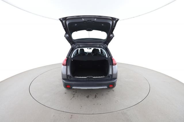 Peugeot 2008 image 8