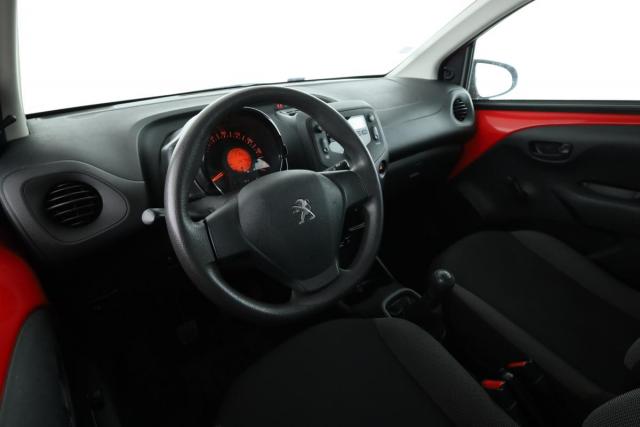Peugeot 108 image 1