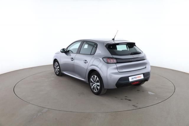 Peugeot 208 image 6