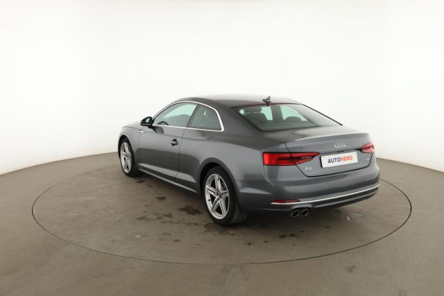 Audi A5 image 2