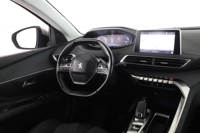 Peugeot 3008 image 2