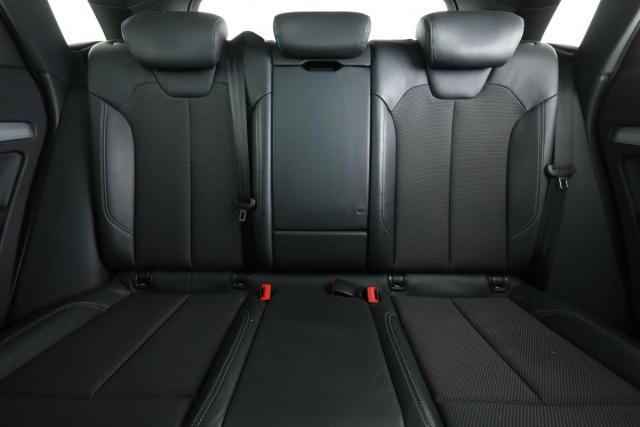 Audi Q5 image 8