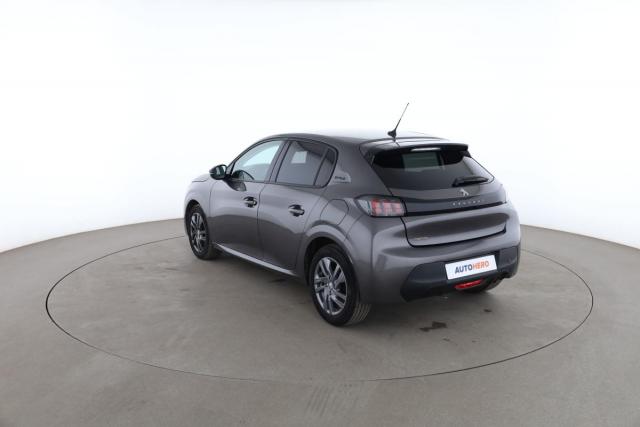 Peugeot 208 image 6