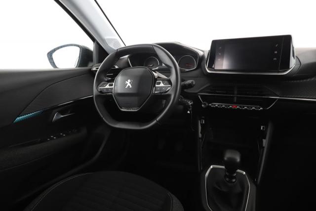 Peugeot 208 image 9