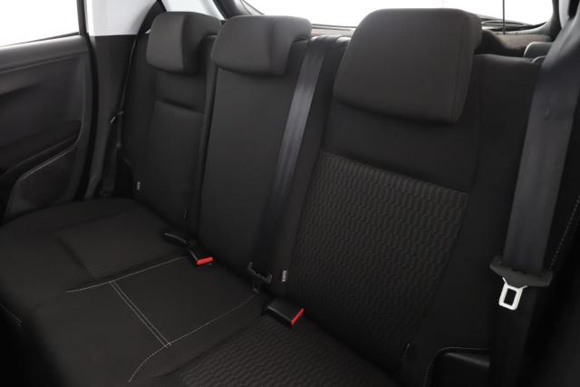 Peugeot 208 image 1