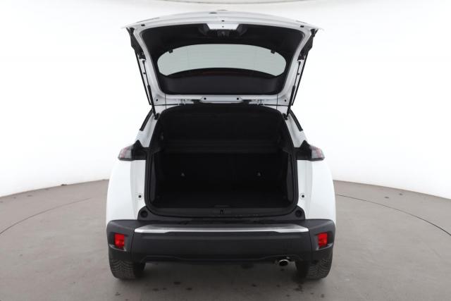 Peugeot 2008 image 9