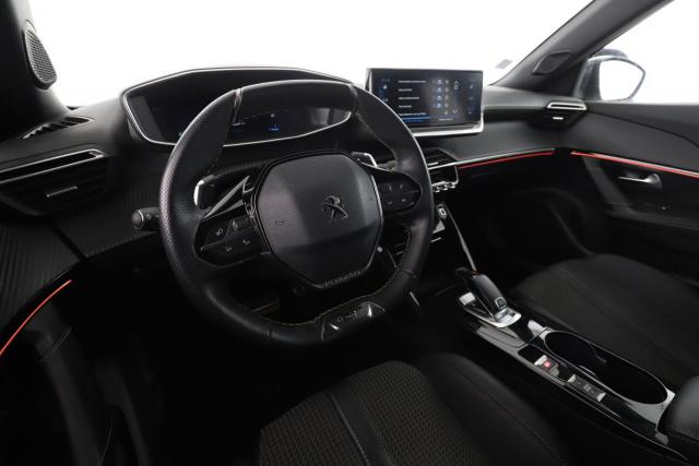 Peugeot 2008 image 1