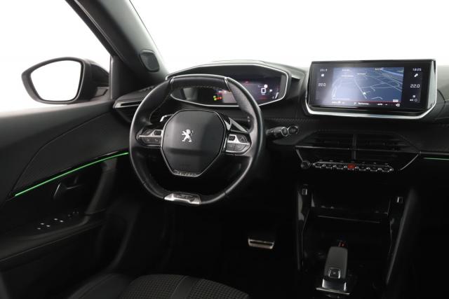 Peugeot 2008 image 6