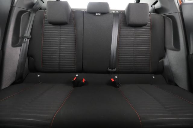 Peugeot 2008 image 7