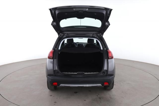 Peugeot 2008 image 3