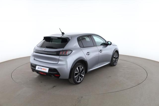 Peugeot 208 image 3