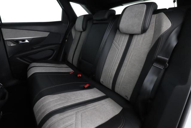 Peugeot 3008 image 6