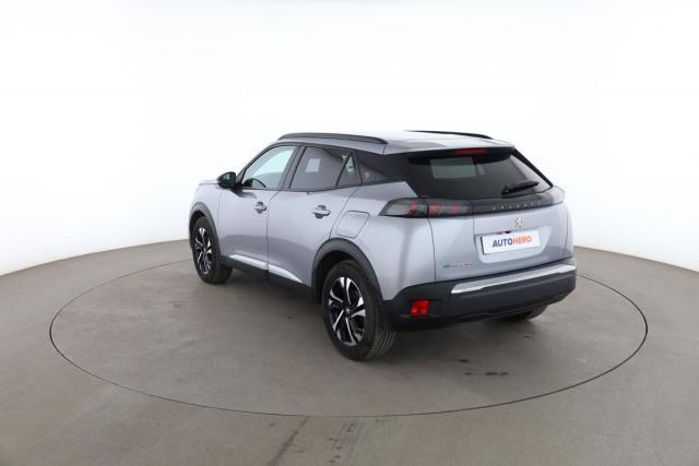 Peugeot 2008 image 2