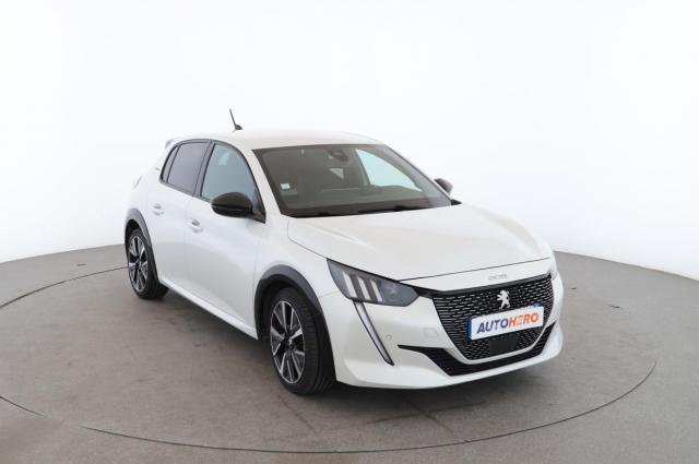 Peugeot 208 image 9