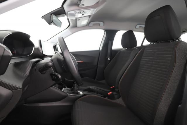 Peugeot 2008 image 7