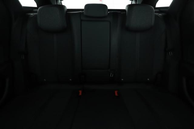 Peugeot 3008 image 2