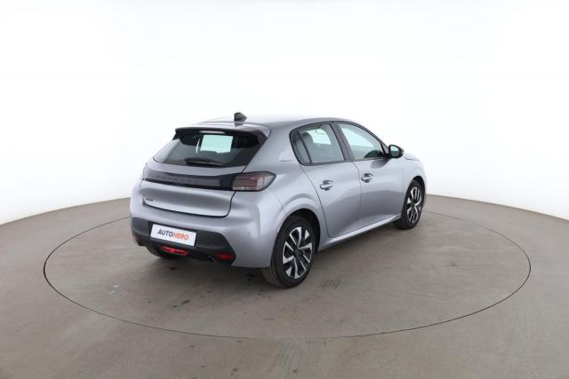 Peugeot 208 image 1