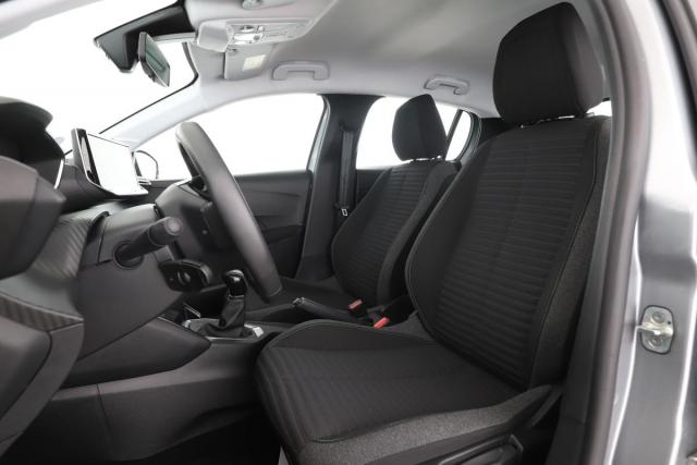 Peugeot 208 image 5