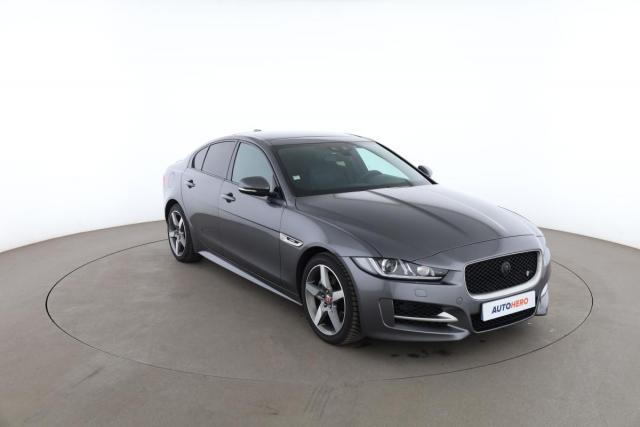 Jaguar Xe image 1