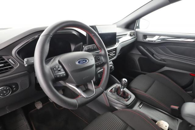 Ford Focus image 9