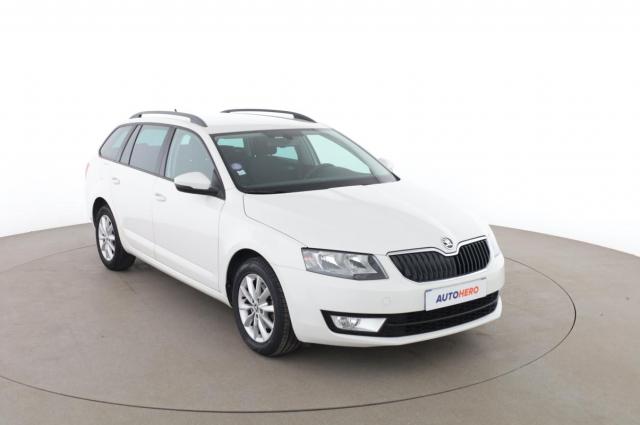 Skoda Octavia image 2