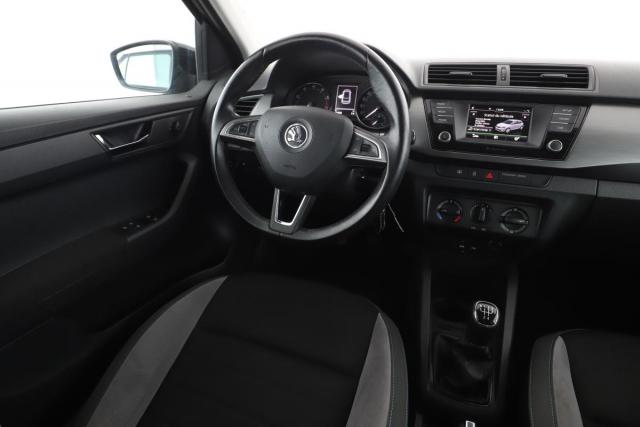 Skoda Fabia image 8