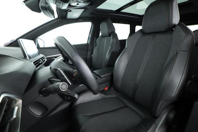 Peugeot 5008 image 9