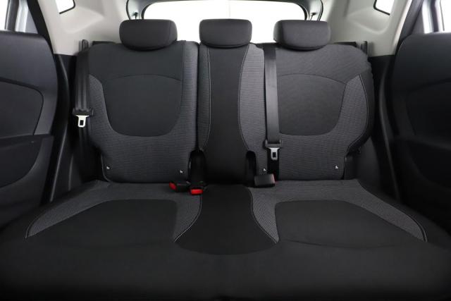 Renault Captur image 9